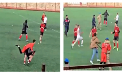 Afyon'daki Süper Amatör Maçta Saha Karıştı Kavga Çıktı