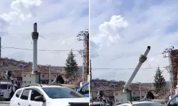 Tokat’ta Depremde Hasar Gören Minare Kontrollü Olarak Yıkıldı