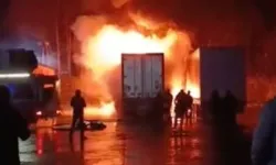 Artvin’de Park Halindeki TIR’lar Yandı