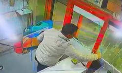 Şanlıurfa'da Telefon Hırsızı Güvenlik Kamerasına Takıldı