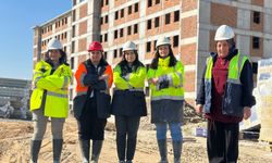 Şantiyede Çalışan Kadınlar Azimleriyle Dikkat Çekiyor
