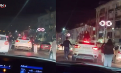 Trafikteki Kavgada Aracın Üzerine Çıkıp Hasar Verdi