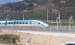 Trenin Çarptığı Kişi Yaşamını Yitirdi