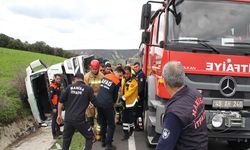 Tanker Yağmur Suyu Kanalına Devrildi: 1’i Ağır, 3 Yaralı