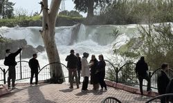 Debisi Yükselen Tarsus Şelalesi’ne Yoğun İlgi