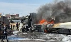 Şırnak’ta TIR Yangında Kullanılamaz Hale Geldi