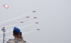 Türk Yıldızları ve SOLOTÜRK'ten 23 Nisan Özel Gösterisi