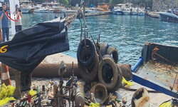 Antalya’da Deniz Dibinden 5 Ton Atık Çıkarıldı