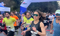 Ataşehir'de 'Ata Koşusu' Başladı: Sporcular Akın Etti