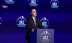 Bakan Mehmet Fatih Kacır: Türkiye Küresel Ticaretin Yeni Merkezi Olacak