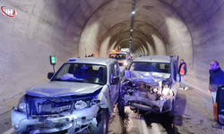 Artvin’de Tünel İçinde Feci Kaza: 7 Yaralı