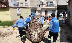 Mersin’de Çöp Ev Operasyonu: 1 Kamyon Atık Tahliye Edildi