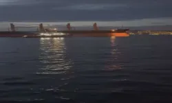 İstanbul Boğazı'nda Arızalanan Gemi Nedeniyle Trafik Askıya Alındı