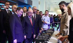 Bakan Güler Teknoloji Fuarını İnceledi
