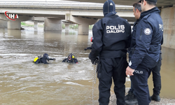 Aracıyla Dereye Gömülen Sürücü Hayatını Kaybetti