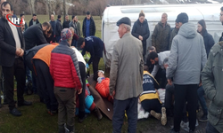 Van'da Dağcıları Taşıyan Minibüs Devrildi: 13 Yaralı