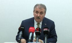 Mustafa Destici: Cumhuriyet Halk Partisi Köşeye Sıkışmış Vaziyette