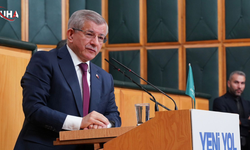 Ahmet Davutoğlu: Türkiye'nin Savaşı Seyirci Gibi İzlemesi Doğru Değil