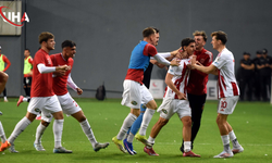 Ayvalıkgücü Belediyespor, Karşıyaka'yı 2-0 Mağlup Etti