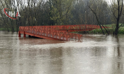 Edirne'de Nehirler Yükseldi: Sarı Alarm Uyarısı Devam Ediyor