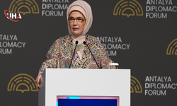 Emine Erdoğan'dan Filistinli Çocuklar İçin Eğitim Çağrısı