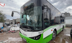 Bursa'da Halk Otobüsü İle Kamyon Çarpıştı: 2 Kişi Yaralandı