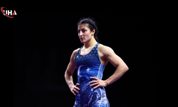 Elvira Süleyman Kamaloğlu'dan Gümüş Madalya