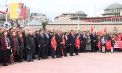 Taksim’de Gurur Tablosu: Cumhuriyet Anıtı’nda 106. Yıl Coşkusu
