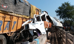 Hindistan'da Feci Kaza: 13 Ölü, 30 Yaralı Var