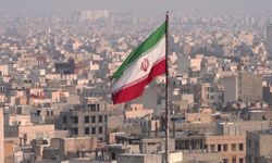 İran'dan Hürmüz Boğazı Kararı Geçişler Yasaklandı