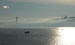 İstanbul Boğazı Sise Teslim Oldu: Görüş Mesafesi Düştü