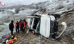 Artvin'de Ambulans Uçuruma Devrildi: 1 Ölü, 4 Yaralı