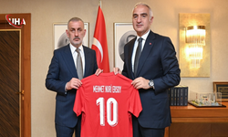 Bakan Ersoy ve İbrahim Hacıosmanoğlu Bir Araya Geldi