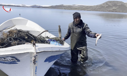 Bahar Geldi, Buzlar Eridi: Arpaçaylı Balıkçılar Çıldır Gölü’ne Açıldı