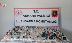 Ankara'da Piyasa Değeri 3,2 Milyon TL Olan Kaçak Saat Ele Geçirildi