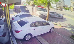 Kocaeli'de Kamyonet ile Otomobil Çarpıştı: 2 Yaralı