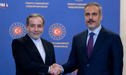 Hakan Fidan, İranlı Mevkidaşı Arakçi İle Telefonda Görüştü