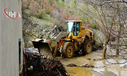 Kütahya’da Gölet Taştı: Ev Ve Ahırı Su Bastı