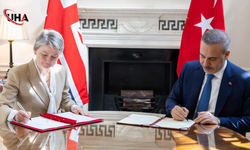 Türkiye İngiltere Arasında Stratejik Ortaklık Çerçeve Belgesi İmzalandı