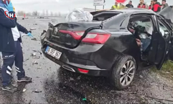 Bitlis’te TIR ile Otomobil Çarpıştı: 2 Ölü, 1 Yaralı