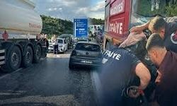 Adıyaman’da 2 Otomobil Çarpıştı; Anne ve 2 Çocuğu Öldü, 4 Kişi de Yaralandı