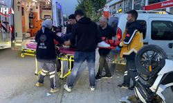 Motosiklet Hafif Ticari Araca Çarptı, Sürücü ve Yolcu Yaralandı