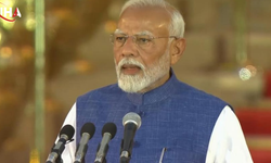 Hindistan Başbakanı Modi 5 Ülkelik Diplomasi Turuna Çıktı