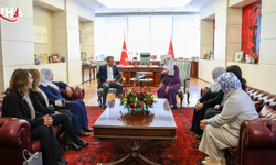 Özgür Özel, DEM Partili Heyet ve Anneleri Ağırladı