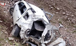 Adana'da Uçuruma Yuvarlanan Otomobilin Sürücüsü Yaralandı