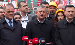 Özgür Özel Kadıköy'de 1 Mayıs’ı Kutladı