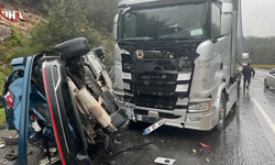 Kontrolden Çıkan TIR Karşı Şeride Daldı: 1 Ölü, 4 Yaralı