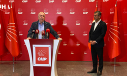 Ümit Özdağ’dan Görevden Uzaklaştırılan Özgür Özel’e Yanındayız Ziyareti