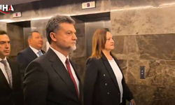 Burcu Köksal Rozet Takmak İçin Genel Merkez'de