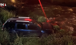 Bursa'da Dereye Savrulan Aracın Sürücüsü Her Yerde Aranıyor